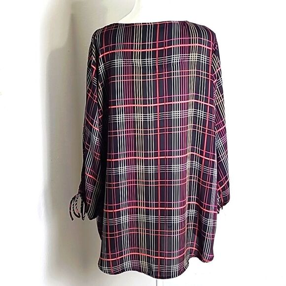 Cato Black Blouse with Red & White Lines & Cut-outs on the Sleeves,  Size 18/20W - Picture 7 of 9